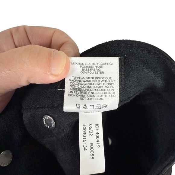 NWOT Express Super High Waisted Faux Leather 90s Bermuda Shorts Black Size 2 - Picture 13 of 14